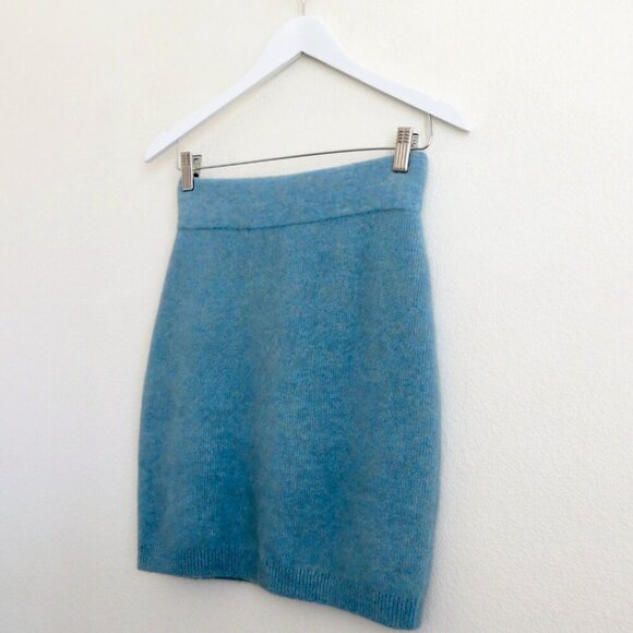 NEW! Babaton Aritzia Pull On Mini Skirt Wool Blend Light Blue SZ S - Picture 2 of 6